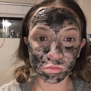 Meet your Posher, Cassandra